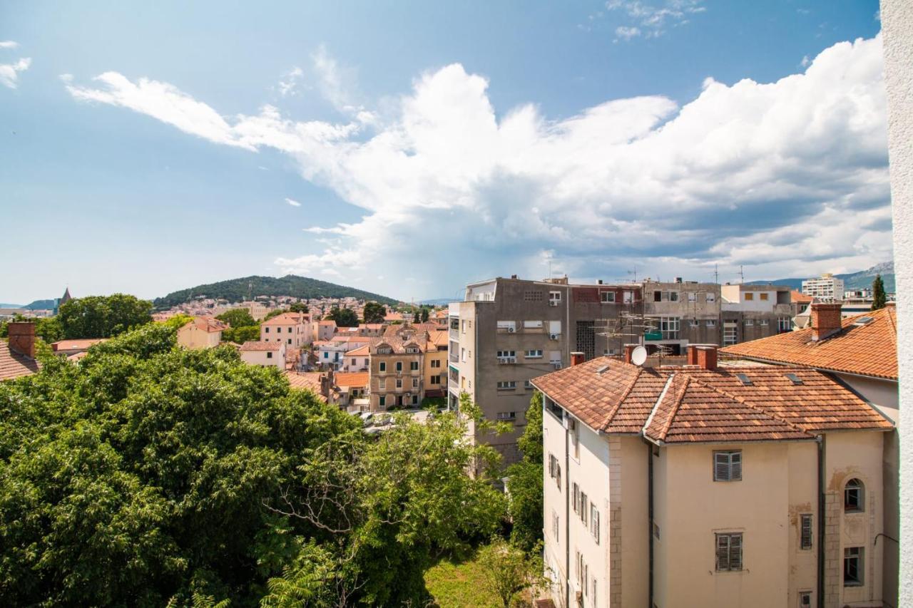 Sky Residence Split - Free Parking Екстериор снимка